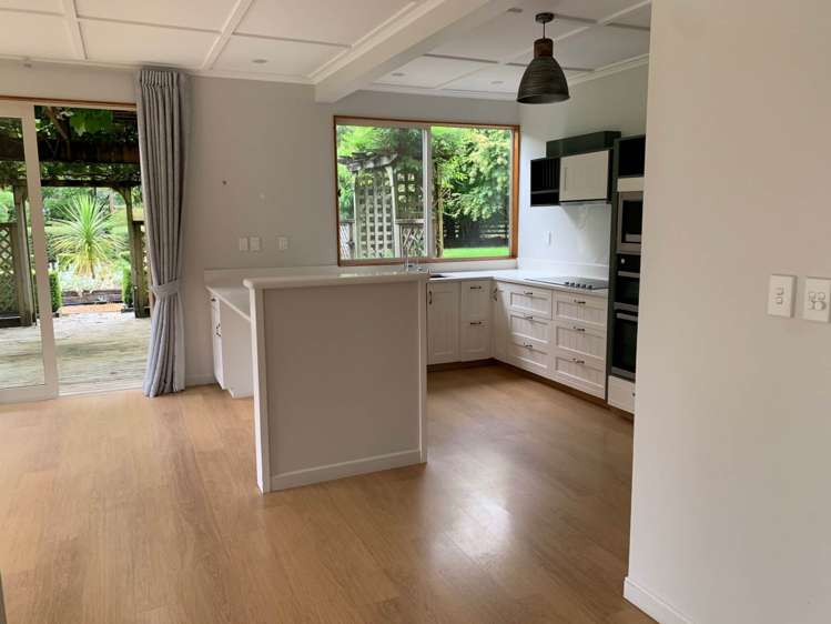 69 Croft Lane Riverhead_6