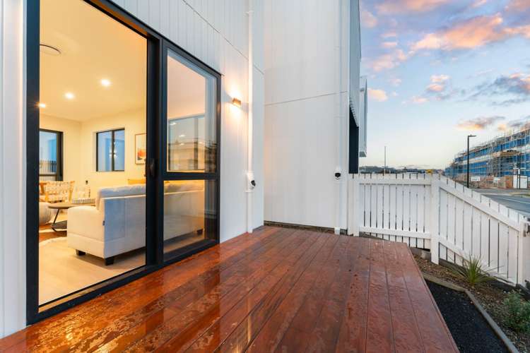 7 Pukeko Road Hobsonville_12