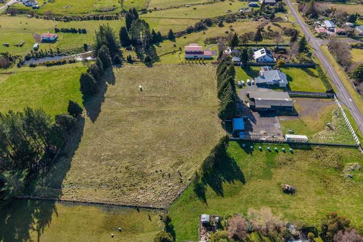 13 Ruapehu Road Ohakune_31