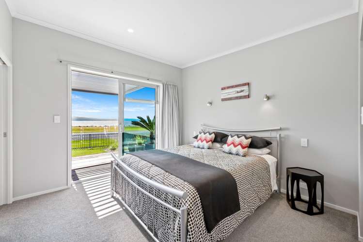 989 East Coast Road Kaiaua_11