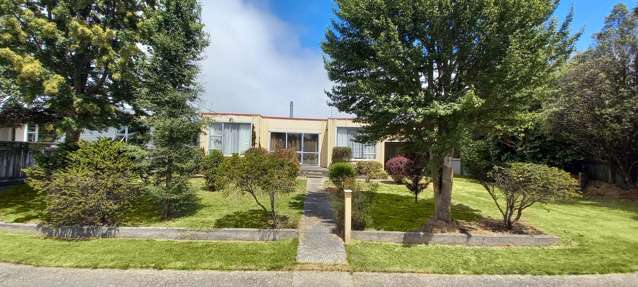 5 Carlyle Street Tuatapere_1