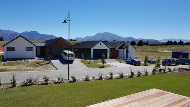 66 Infinity Drive Wanaka_1