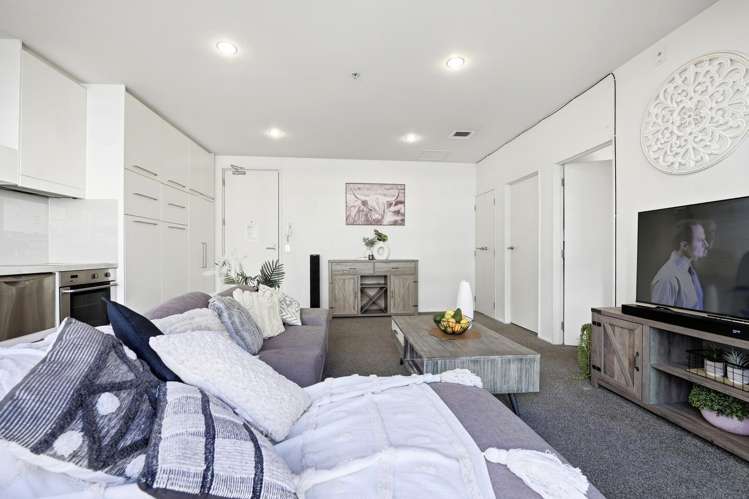 2/602 Beach Road Auckland Central_13