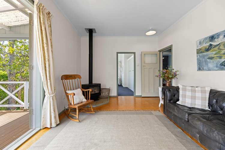 8 Percy Street Akaroa_8