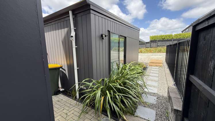 4/3 Walsh Road Milldale_18