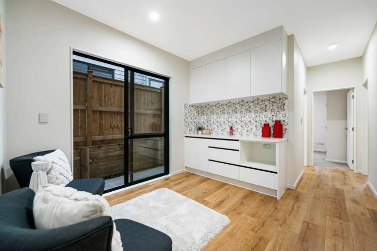 5 Tullymore Drive Flat Bush_22