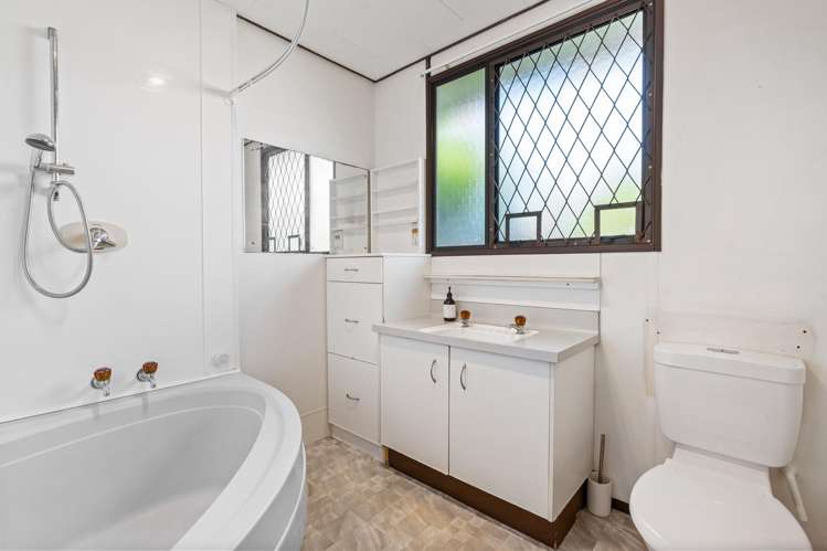 2/48 Queen Mary Avenue New Lynn_15