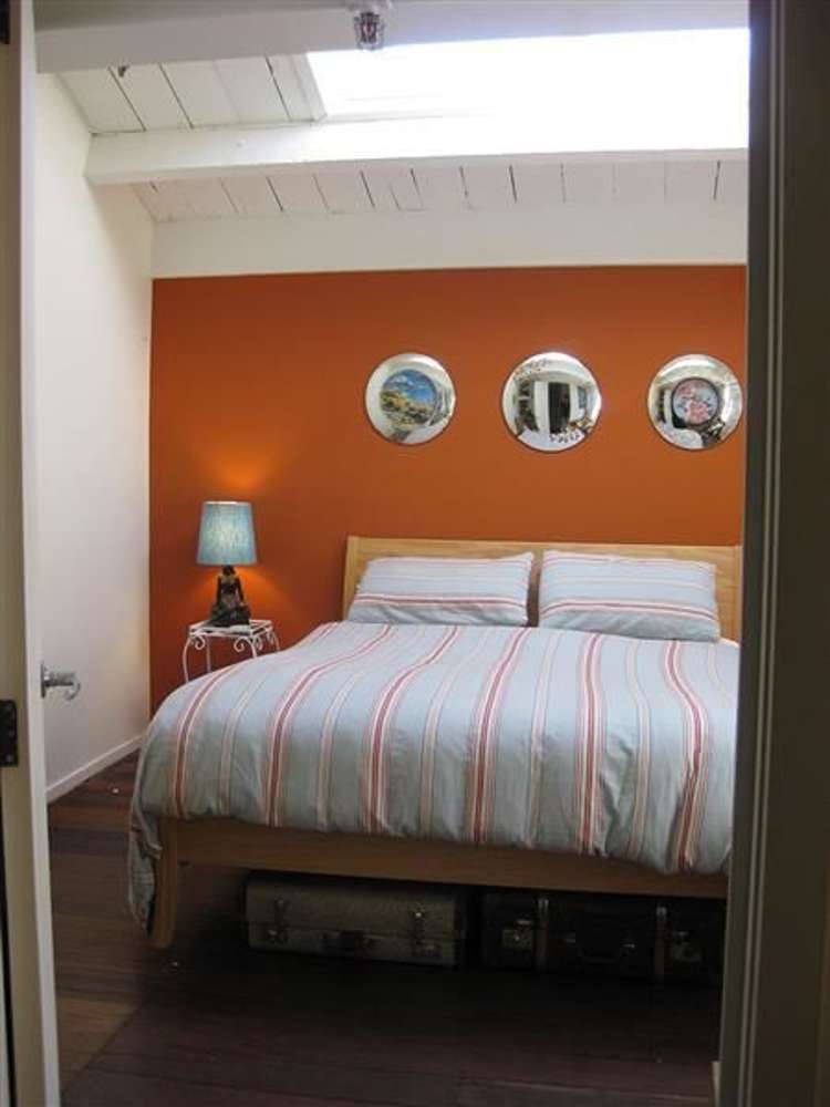 8p Egmont Street Te Aro_15