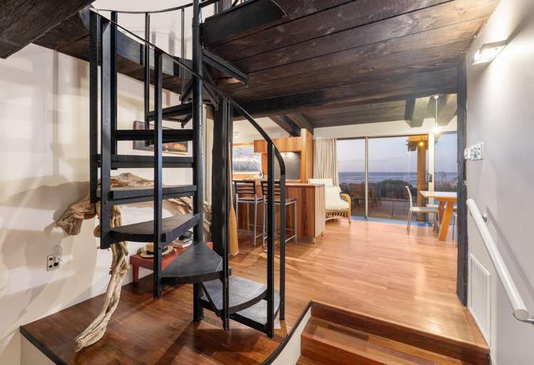 75 Field Way Waikanae Beach_3