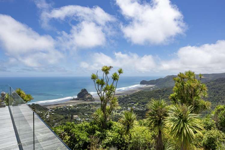 36 Piha Road Piha_27