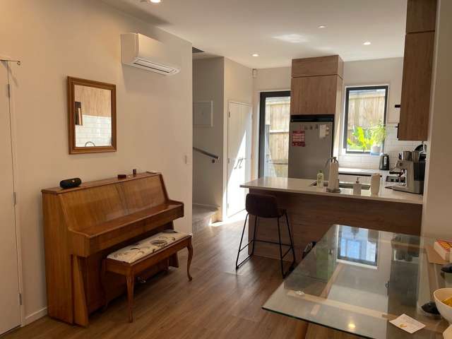 4/22 Coniston Avenue Te Atatu South_3