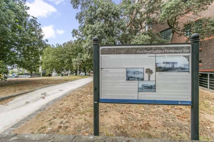 2f/50 Eden Crescent Auckland Central_11