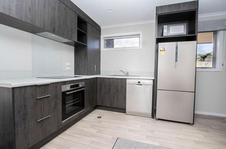 A/3/20 Jones Crescent 1107_7