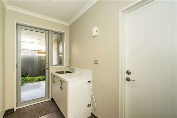 5 Springbrook Lane Northwood_17