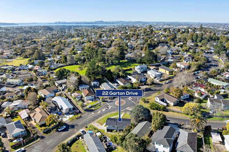 22 Garton Drive Massey_19