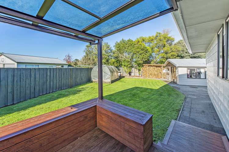 4 School Lane Kirwee_15