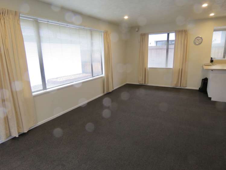 2/47 Maxwell Street Riccarton_3