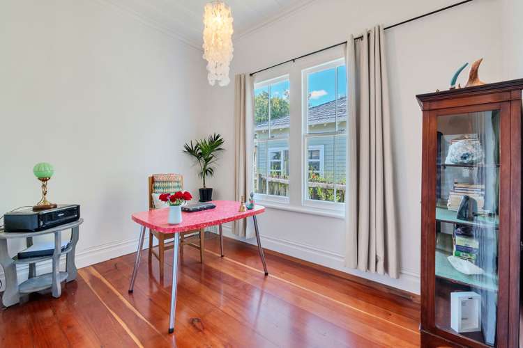 23 Kowhai Street Helensville_15