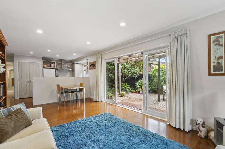 2 Roselawn Lane Pahurehure_10