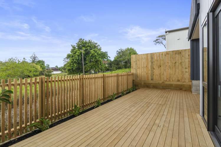 11 Puhikawa Street Massey_15