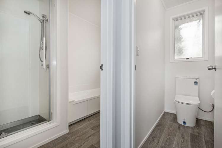 20 Raewyn Street Morningside_10