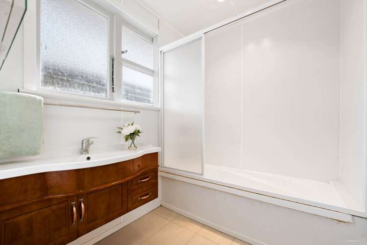 39 Hill Crescent New Lynn_6