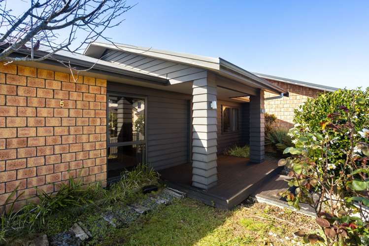 5 Ruske Place Grandview Heights_17