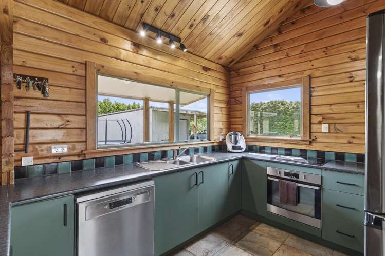 280 Corbett Road Paraite_11