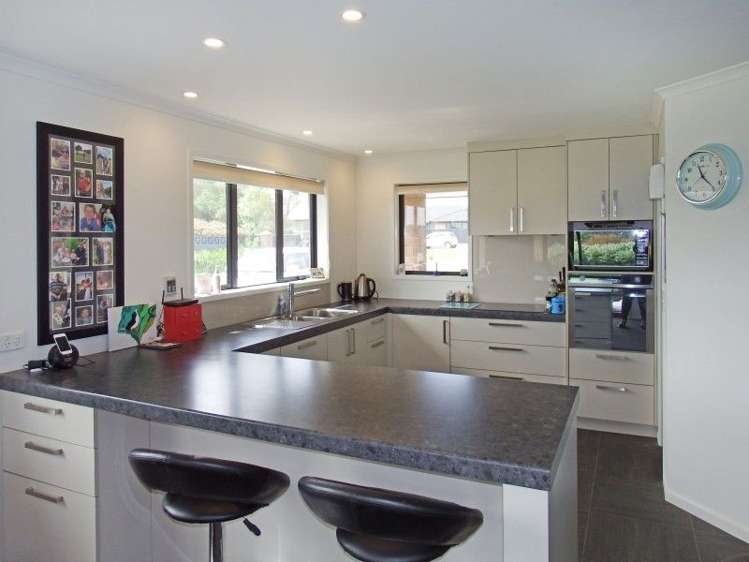 18 Majestic Chn Seaward Bush_1