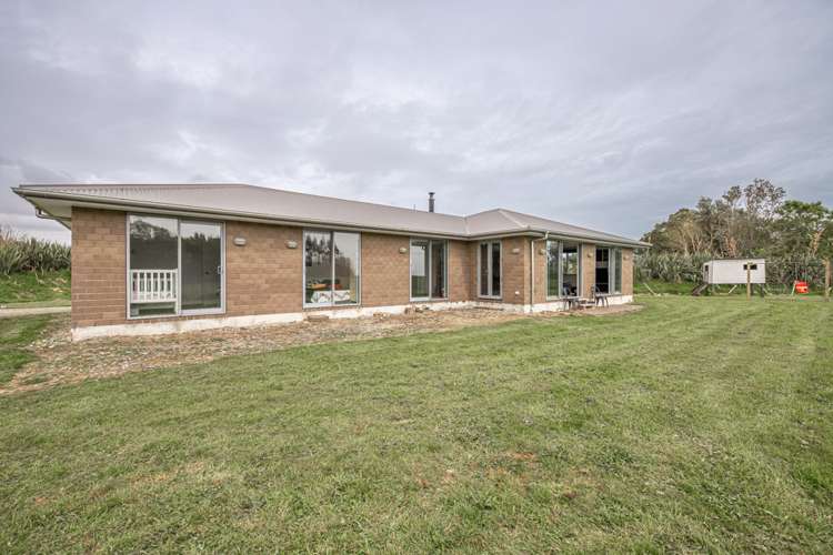 347 Utopia Road Westport_26