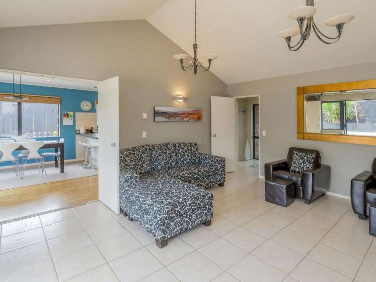 46 Campion Road Waikanae Beach_11