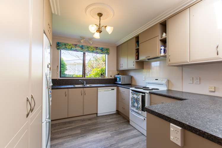 12 Windsor Street Dannevirke_3