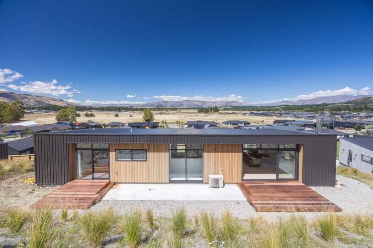 4 Waxeye Lane Lake Hawea_2