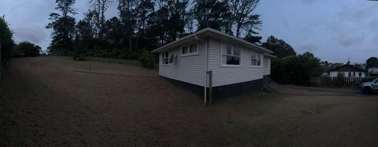  17 Thornlow Street Glendene_16