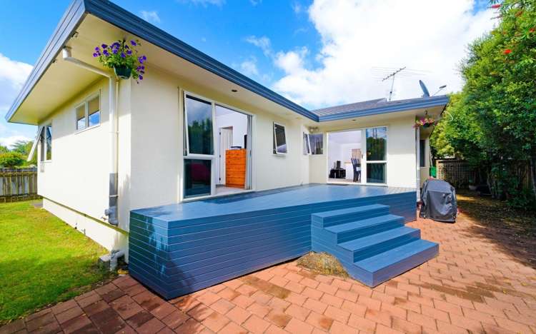 13a Flanshaw Road Te Atatu South_12