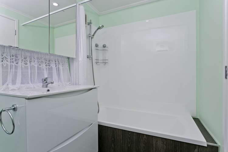 2/8 Abbeygate Street Birkdale_19