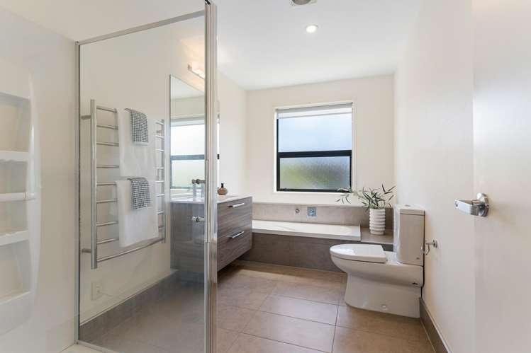 45E Apirana Avenue Glen Innes_13