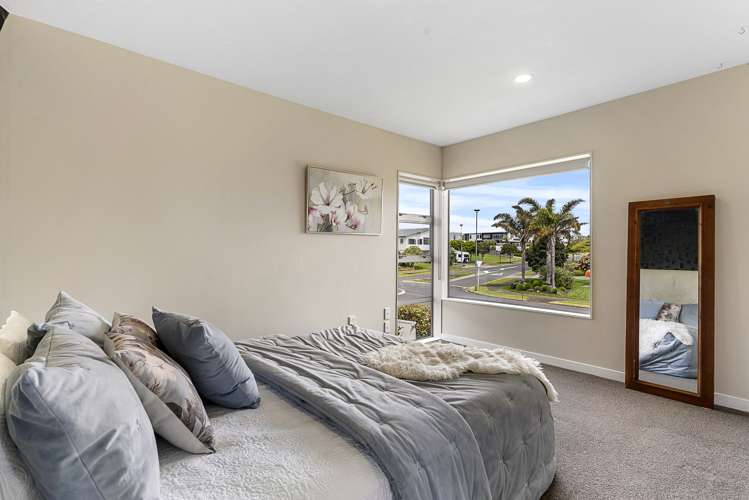 25 Constellation Avenue Beachlands_23