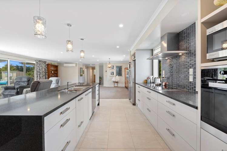 42 Farrand Road Kumeu_2