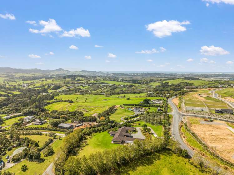 2342 Cove Road Mangawhai_31