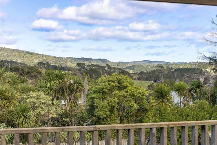 48 McEntee Road Waitakere_9