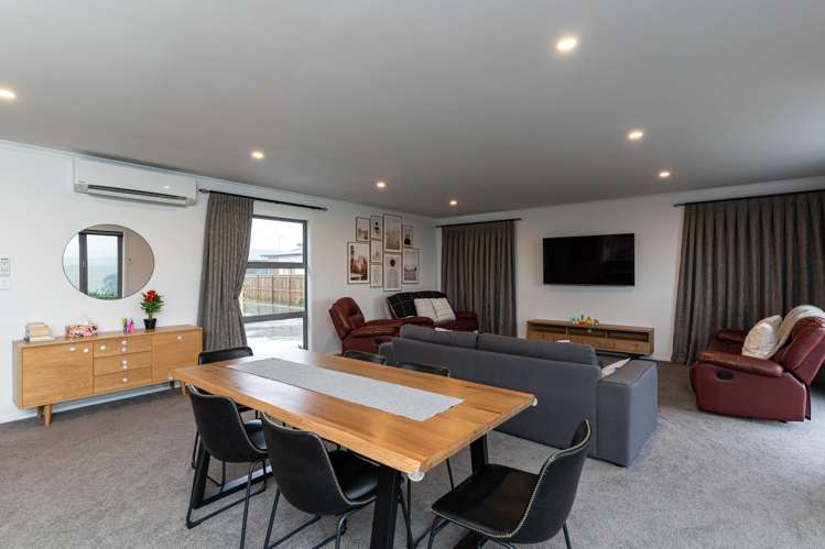 16 Varsity Heights Fitzherbert_4