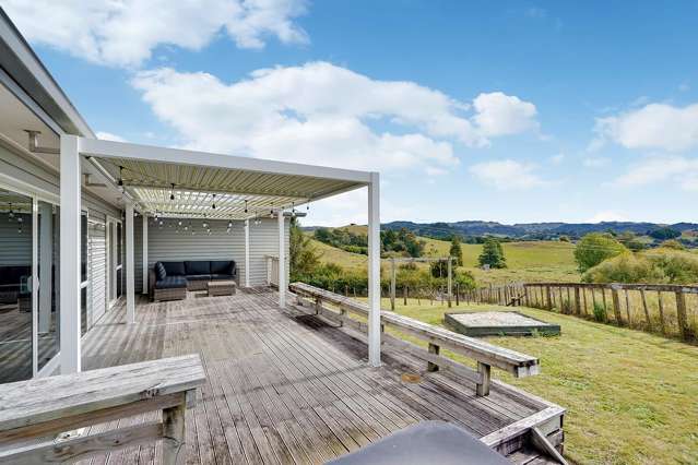 Lifestyle Living, Privacy & Rural Charm