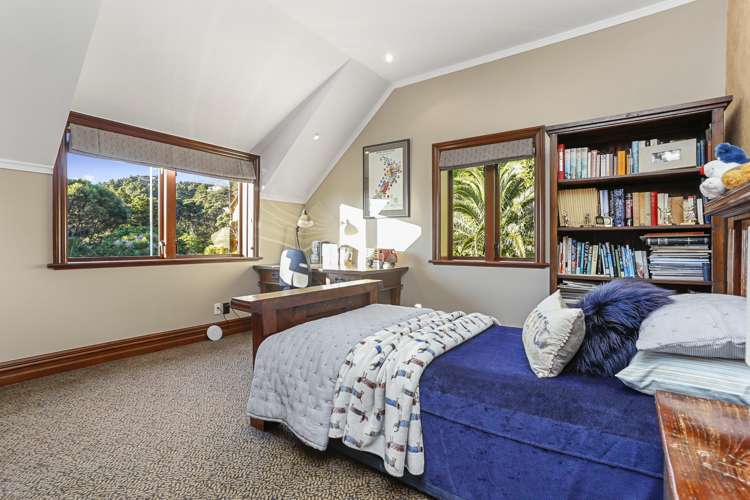 35 Huia Road Titirangi_23