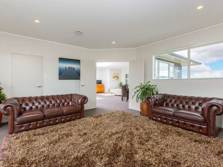 12 Laly Haddon Place Matakana_9