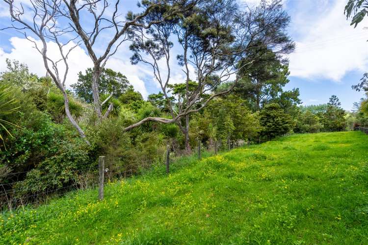 1021 Old North Road Waimauku_34