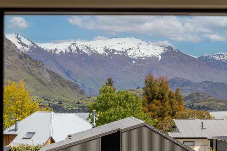 4 Dry Fly Avenue Wanaka_30