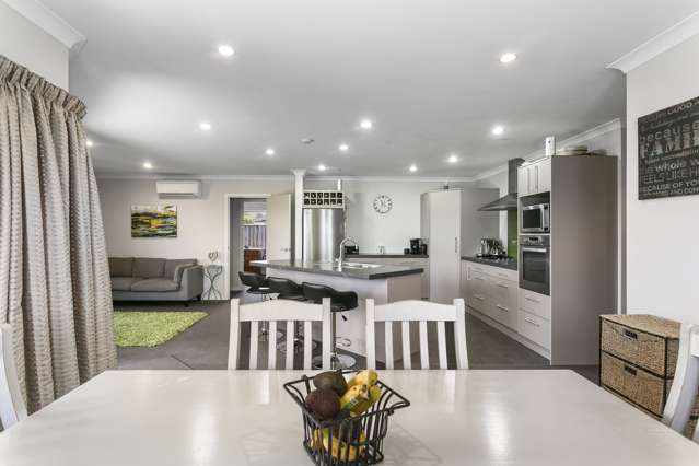 8 Brompton Close Richmond Heights_2