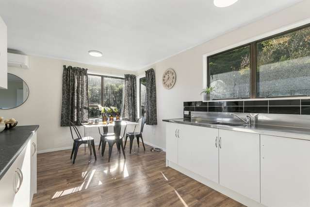 55 Castlerea Street Wainuiomata_3