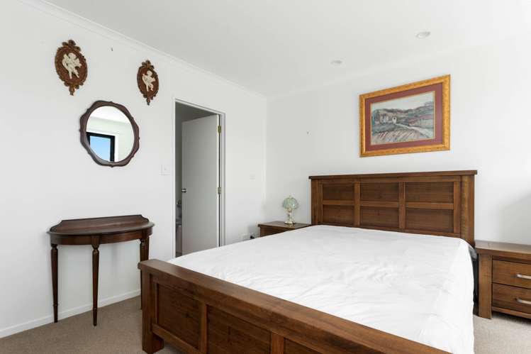 16/1 Ambrico Place New Lynn_6
